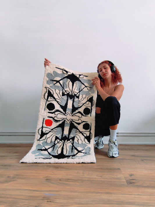 Exploring the Fusion of Graphic Design and Tufting with Daniela Doe - Tuftingshop