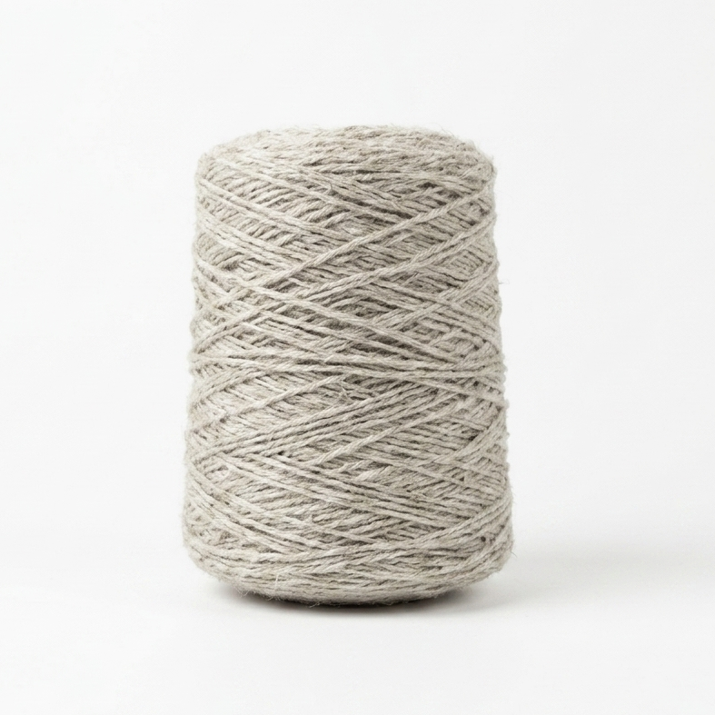 Undyed Light - 100% Wool Tufting Yarn, 500 g Cone