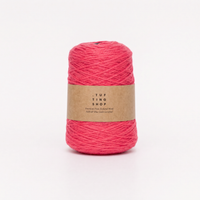 Strawberry (4E08) - 100% Wool Tufting Yarn, 500 g Cone